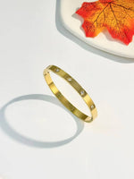 Charger l'image dans la visionneuse de galerie, Bracelet jonc doré acier inoxydable Orné de cristal