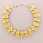 Charger l'image dans la visionneuse de galerie, Collier perlé en résine: Or