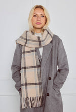 Charger l&#39;image dans la visionneuse de galerie, Écharpe en laine à carreaux Beige / 30% Laine - 70% Viscose
