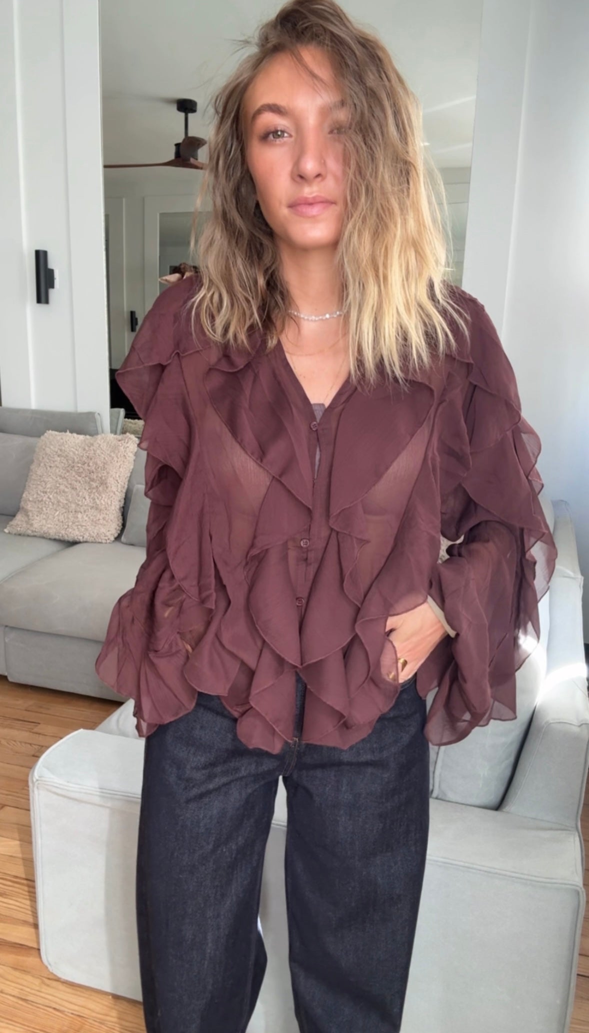 Chemise avec des volants