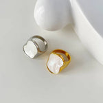 Charger l&#39;image dans la visionneuse de galerie, BAGUE Pearlescent Moon: Taille 16
