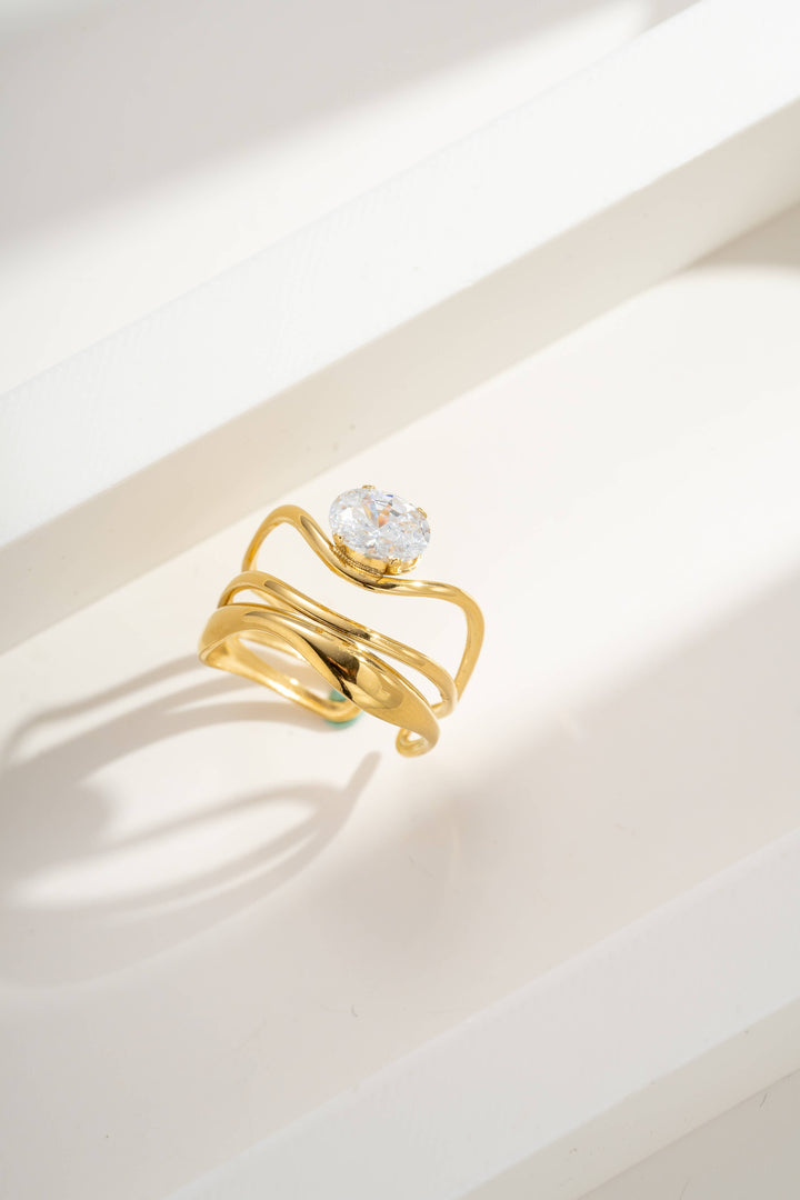 Bague Sculpture Éclat Cristal Doré en Acier Inoxydable