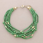 Charger l&#39;image dans la visionneuse de galerie, Collier perlé en résine: Vert
