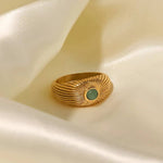 Charger l&#39;image dans la visionneuse de galerie, BAGUE In The Groove: Taille 17
